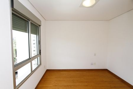 Apartamento à venda com 97m², 2 quartos e 1 vagaQuarto 2 - Suíte