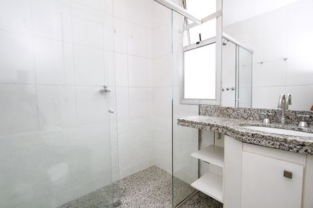 Apartamento à venda com 97m², 2 quartos e 1 vagaBanheiro da Suíte 2