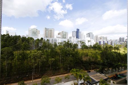 Apartamento à venda com 97m², 2 quartos e 1 vagaVista