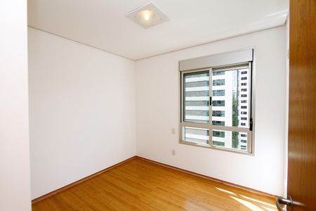 Apartamento à venda com 97m², 2 quartos e 1 vagaQuarto 1 - Suíte