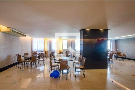 Apartamento à venda com 97m², 2 quartos e 1 vagaÁrea comum - Salão de festas