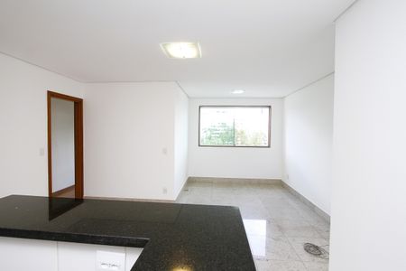 Apartamento à venda com 97m², 2 quartos e 1 vagaSala