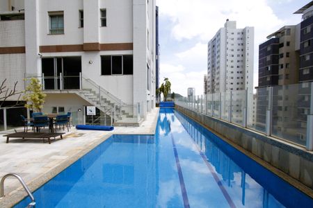 Apartamento à venda com 97m², 2 quartos e 1 vagaÁrea comum - Piscina