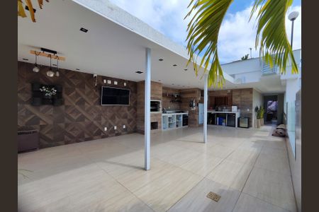 Apartamento à venda com 520m², 7 quartos e 3 vagas Apartamento à venda com 520m², 7 quartos e 3 vagasÁrea de Lazer