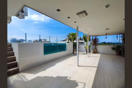 Apartamento à venda com 520m², 7 quartos e 3 vagas Apartamento à venda com 520m², 7 quartos e 3 vagasÁrea de Lazer