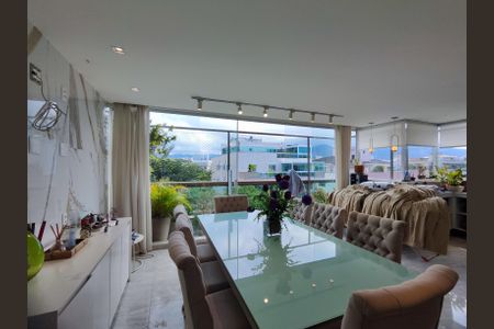 Apartamento à venda com 520m², 7 quartos e 3 vagas Apartamento à venda com 520m², 7 quartos e 3 vagasvaranda