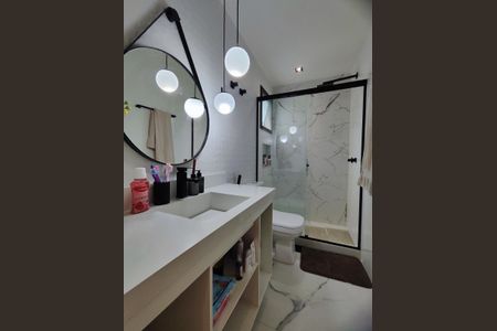 Apartamento à venda com 520m², 7 quartos e 3 vagas Apartamento à venda com 520m², 7 quartos e 3 vagasBanheiro da Suíte 1