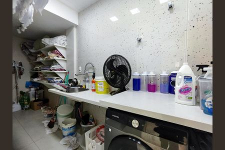 Apartamento à venda com 520m², 7 quartos e 3 vagas Apartamento à venda com 520m², 7 quartos e 3 vagasÁrea de Serviço