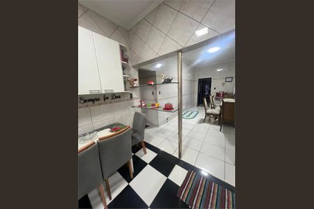 Casa à venda com 4 quartos, 180m² em Bortolândia, São Paulo