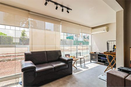 Apartamento à venda com 2 quartos, 73m² em Campo Belo, São Paulo