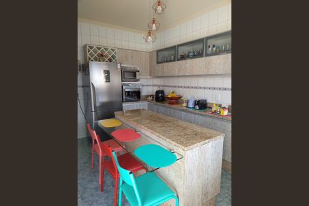 Casa para alugar com 500m², 2 quartos e 10 vagasCozinha