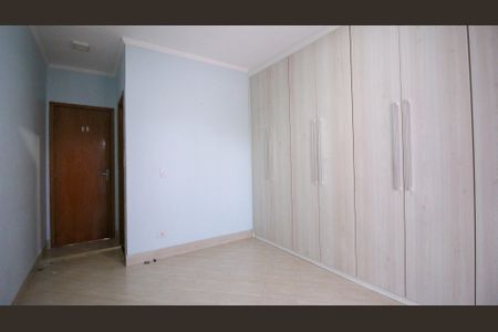 Casa à venda com 3 quartos, 106m² em Vila Santa Clara, São Paulo