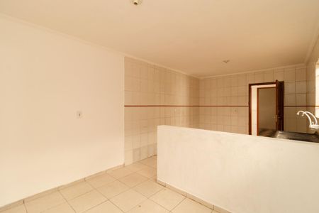 Casa à venda com 117m², 3 quartos e 2 vagas Casa à venda com 117m², 3 quartos e 2 vagasCozinha e copa