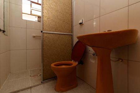 Casa à venda com 117m², 3 quartos e 2 vagas Casa à venda com 117m², 3 quartos e 2 vagasBanheiro