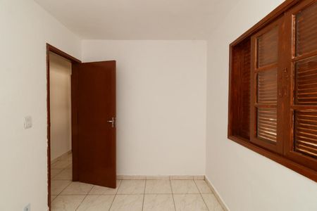 Casa à venda com 117m², 3 quartos e 2 vagas Casa à venda com 117m², 3 quartos e 2 vagasQuarto