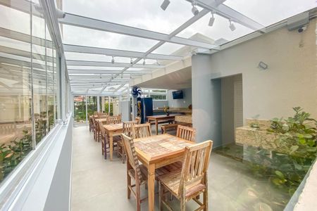 Apartamento para alugar com 50m², 2 quartos e 1 vagaÁrea comum - Churrasqueira