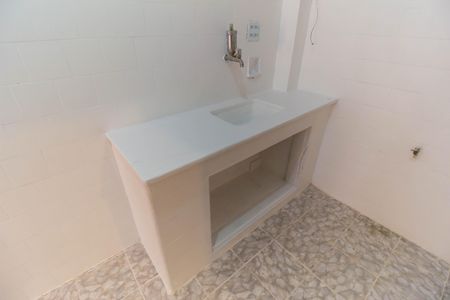 Apartamento para alugar com 63m², 2 quartos e sem vaga