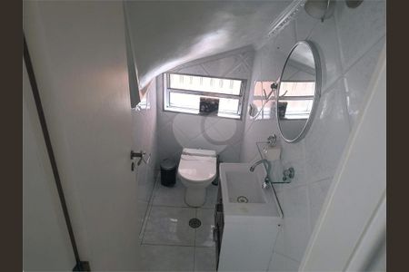 Casa à venda com 3 quartos, 150m² em Vila Palmeiras, São Paulo