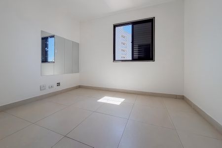 Apartamento para alugar com 67m², 3 quartos e 1 vagaQuarto 1