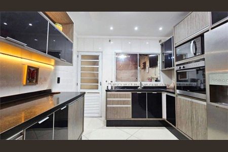 Casa à venda com 3 quartos, 148m² em Jardim Nordeste, São Paulo