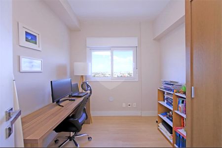 Apartamento à venda com 2 quartos, 62m² em Navegantes, Porto Alegre