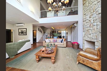 Casa à venda com 4 quartos, 421m² em Jardim Santo Amaro, São Paulo