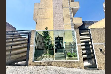 Apartamento para alugar com 74m², 2 quartos e 1 vaga