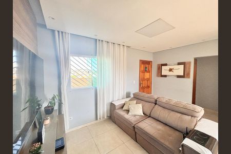 Apartamento para alugar com 74m², 2 quartos e 1 vaga Apartamento para alugar com 74m², 2 quartos e 1 vagaSala