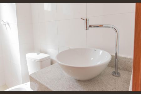 Apartamento para alugar com 43m², 2 quartos e 1 vaga Apartamento para alugar com 43m², 2 quartos e 1 vagaBanheiro