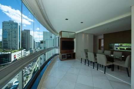 VARANDA de apartamento à venda com 4 quartos, 198m² em Belvedere, Belo Horizonte