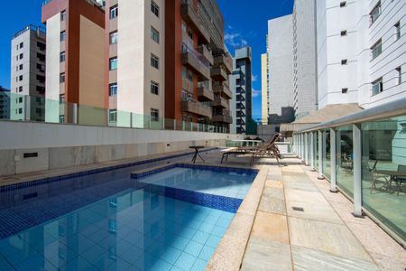 Apartamento à venda com 198m², 4 quartos e 3 vagasPISCINA
