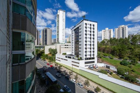 Apartamento à venda com 198m², 4 quartos e 3 vagasVISTA