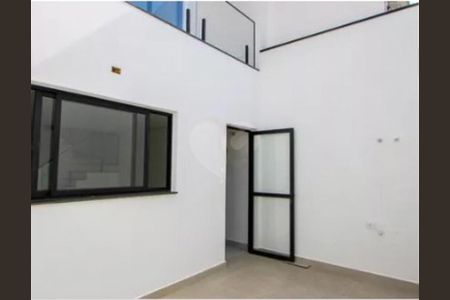 Casa à venda com 230m², 3 quartos e 4 vagas