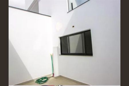 Casa à venda com 230m², 3 quartos e 4 vagas