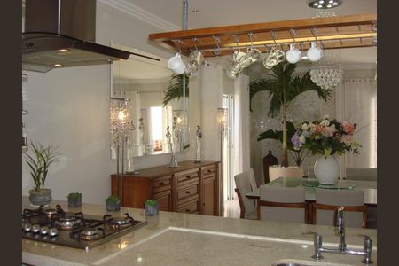 Casa de condomínio à venda com 390m², 4 quartos e 3 vagasFoto 07