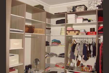 Casa de condomínio à venda com 390m², 4 quartos e 3 vagasFoto 24