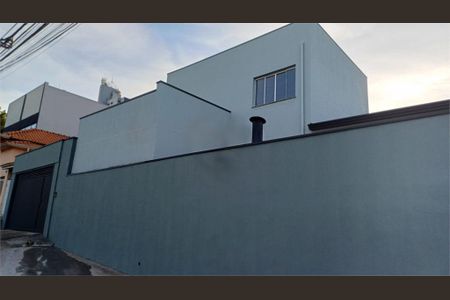 Casa à venda com 141m², 3 quartos e 2 vagas