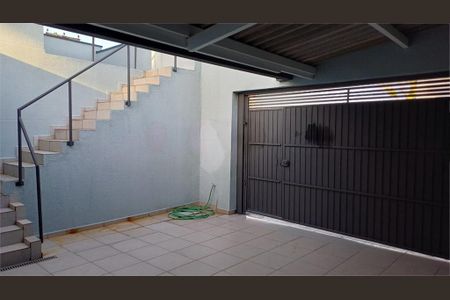 Casa à venda com 141m², 3 quartos e 2 vagas