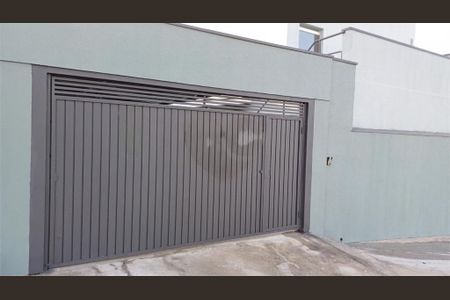 Casa à venda com 141m², 3 quartos e 2 vagas