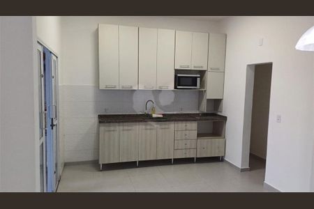 Casa à venda com 141m², 3 quartos e 2 vagas