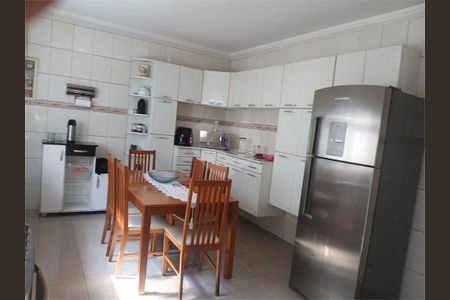 Casa à venda com 100m², 4 quartos e 2 vagas