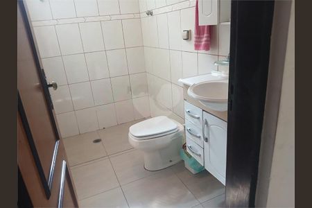 Casa à venda com 100m², 4 quartos e 2 vagas