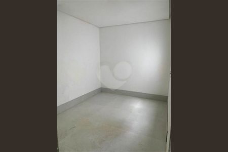 Casa à venda com 3 quartos, 194m² em Vila Pires, Santo André
