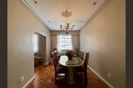 Apartamento à venda com 75m², 1 quarto e sem vagaSala