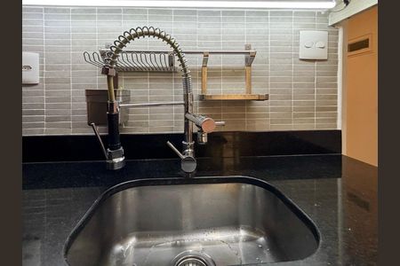 Apartamento à venda com 75m², 1 quarto e sem vagaCozinha - pia