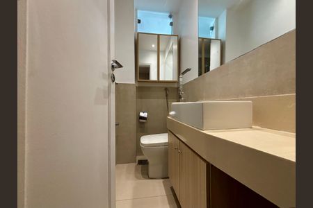 Apartamento à venda com 75m², 1 quarto e sem vagaBanheiro social