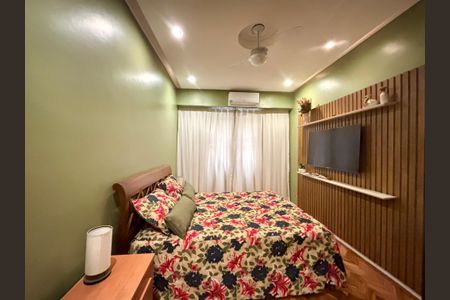 Apartamento à venda com 75m², 1 quarto e sem vagaSuíte