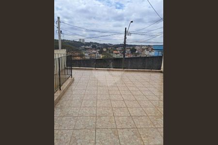 Casa à venda com 211m², 2 quartos e 2 vagas