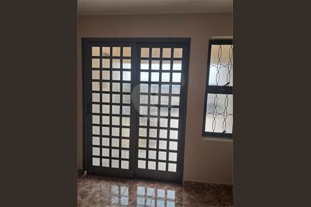 Casa à venda com 2 quartos, 211m² em Vila Santana II, Jundiaí
