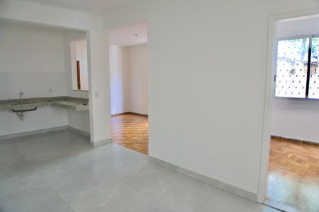 Apartamento à venda com 90m², 3 quartos e 1 vaga Apartamento à venda com 90m², 3 quartos e 1 vagaSala de Jantar